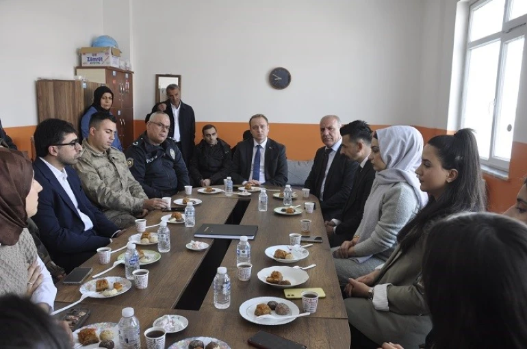 Bulanık’ta 17 bin öğrenci karne aldı 