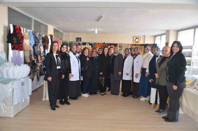 Bulanık’ta kadınların el emeği göz nuru görücüye çıktı 