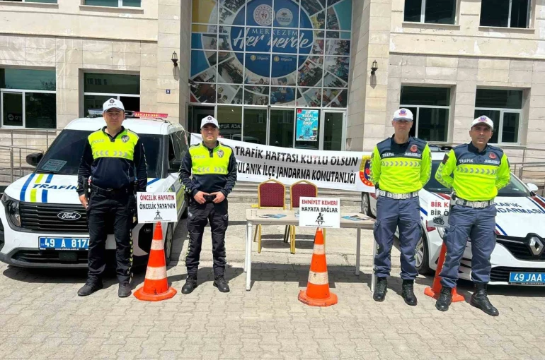 Bulanık’ta trafik haftası kapsamında farkındalık etkinlikleri düzenlendi 