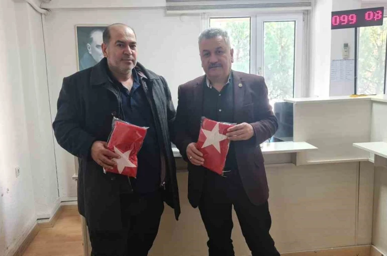 Buldanlı üreticilerden bayrak kampanyası