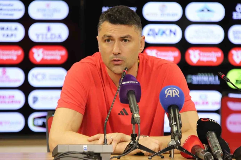 Burak Yılmaz: "Bugün itibariyle matematiksel olarak ligde kaldığımızı düşünüyorum"