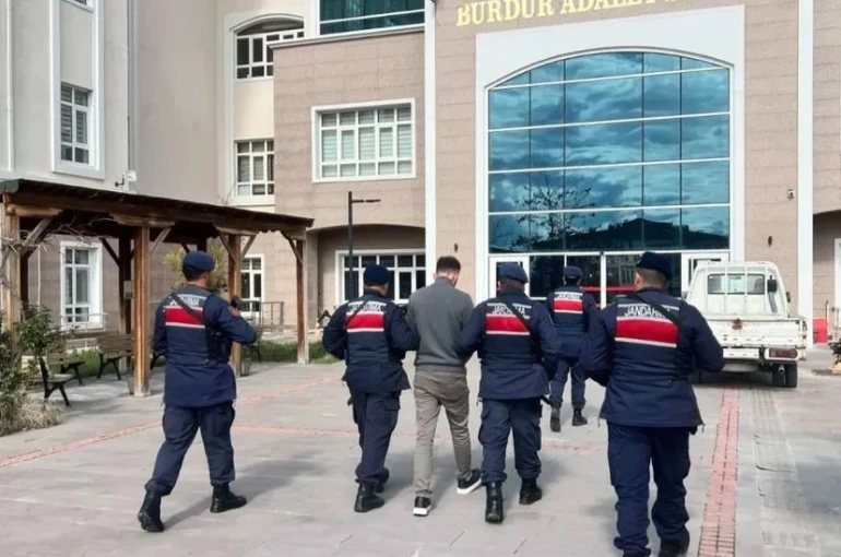 Burdur’da aranan 14 şahıs tutuklandı