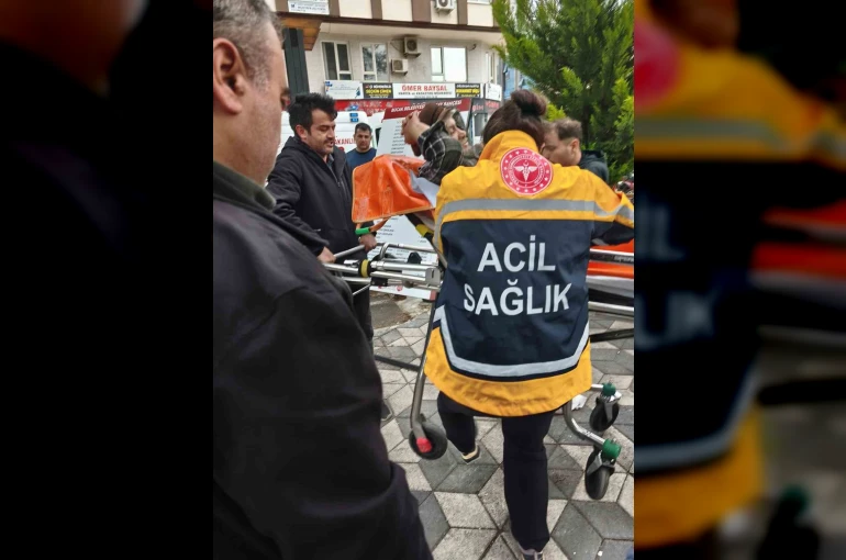 Burdur’da çay bahçesinde bıçaklı kavga: 1 yaralı 