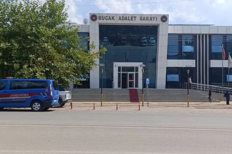 Burdur’da polise saldıran koca tutuklandı, karısı adli kontrolle serbest