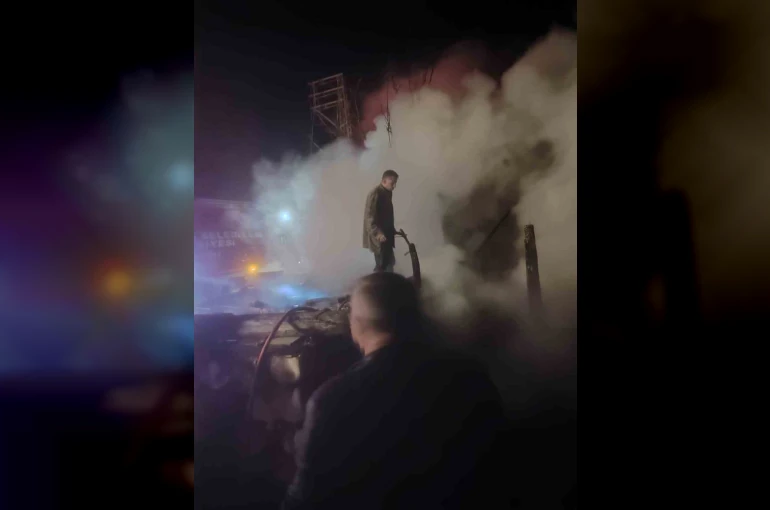 Burdur’da yanan ev kullanılamaz hale geldi