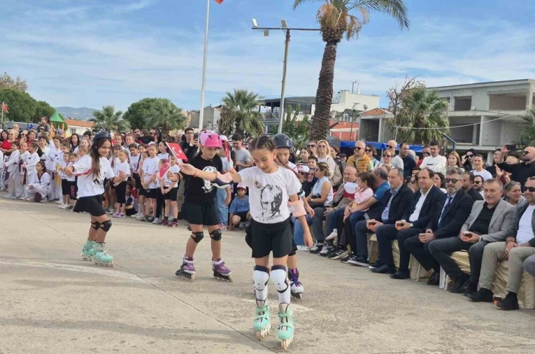 Burhaniye’de Gençlik ve Spor Festivali coşkusu yaşandı 