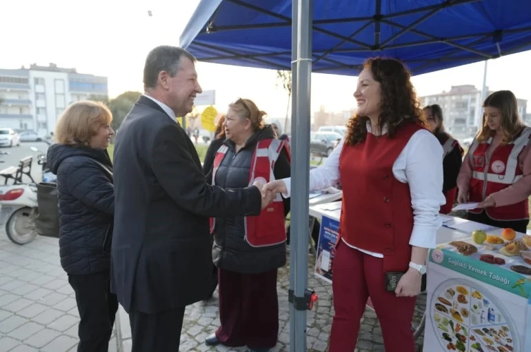 Burhaniye’de Ramazan’da Sağlık etkinliği düzenlendi 