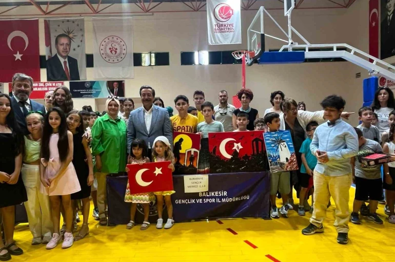 Burhaniye’de Yaz Spor Okulları törenle açıldı 