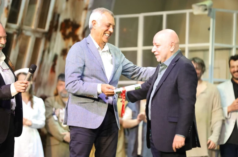 Bursa Şehir Tiyatrosu, sezona ‘merhaba’ dedi 