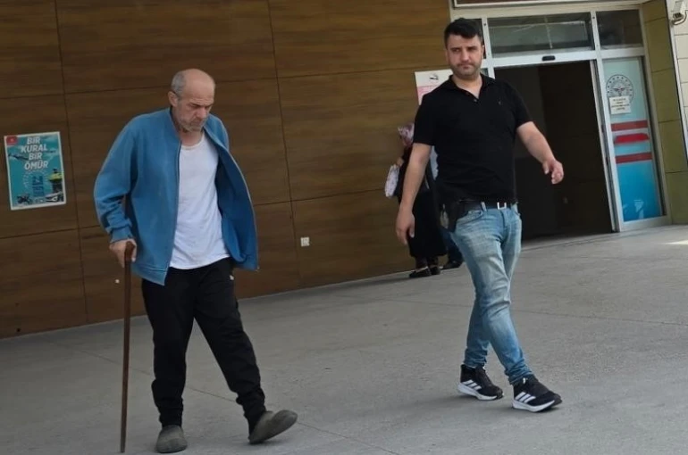 Bursa’da 13 yıl hapis cezası bulunan şahıs saklandığı evde yakalandı