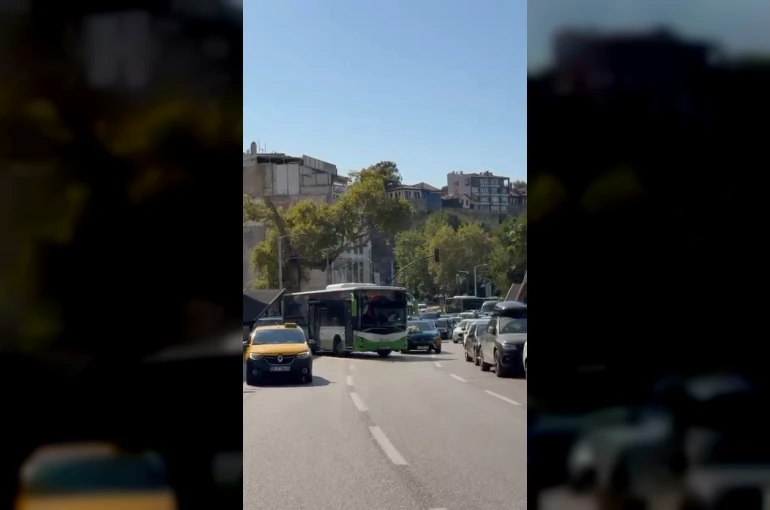 Bursa’da düğün konvoyunun önünü bu sefer otobüs kesti 