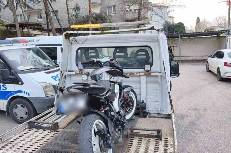 Bursa’da ‘Dur’ ihtarına uymayan motosikletliye 245 bin TL ceza 