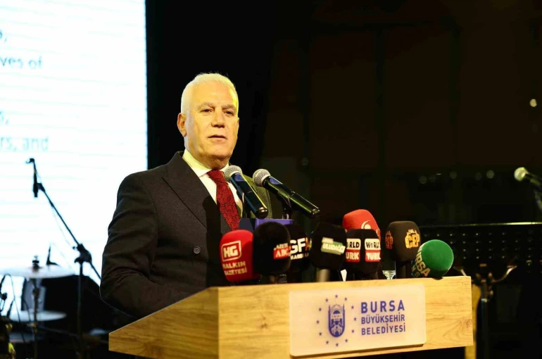 Bursa’da Edebiyat şöleni başladı 