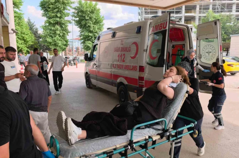 Bursa’da feci kaza: 3 yaralı 