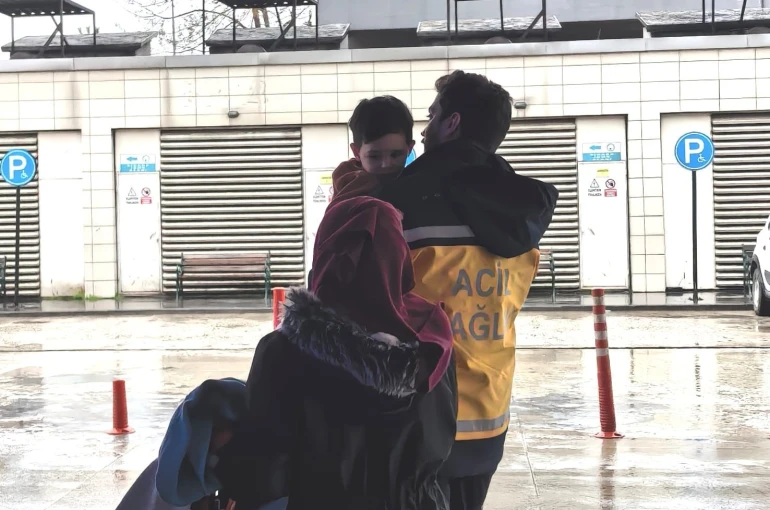 Bursa’da küçük çocuğun boğazına 50 kuruş kaçtı 