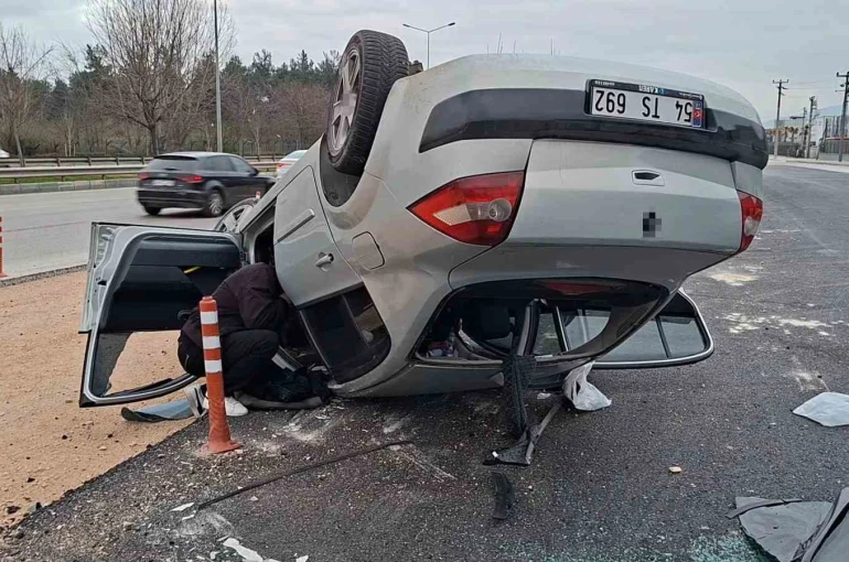 Bursa’da otomobil takla attı: Şans eseri yaralanan olmadı