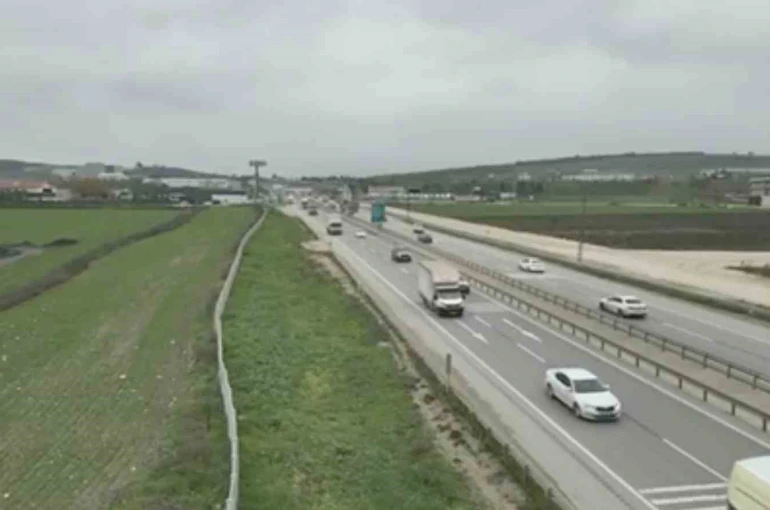 Bursa’da trafik polisleri dron ile görüntüledi, ihlalleri affetmedi 