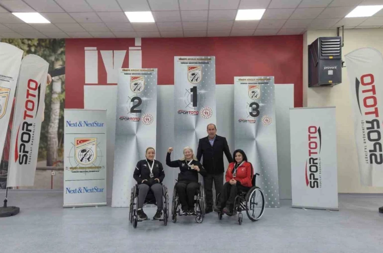 Bursa’nın gururu Aysel Özgan’dan altın madalya 