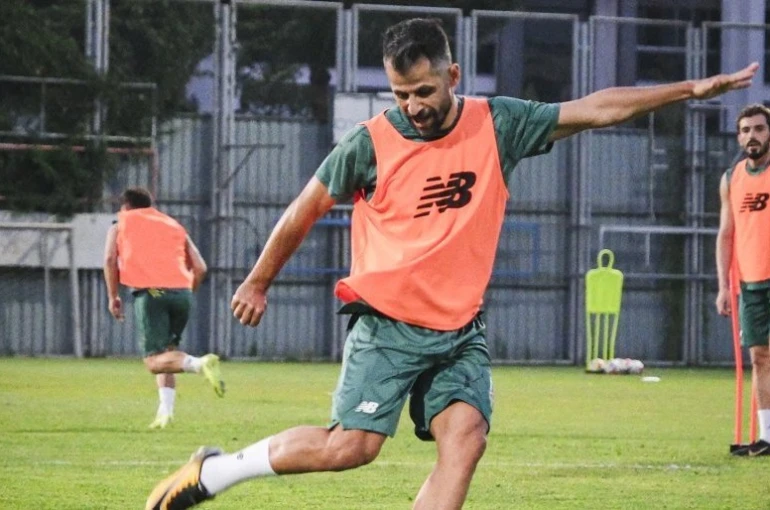 Bursaspor, Arnavutköy maçı hazırlıklarına başladı 