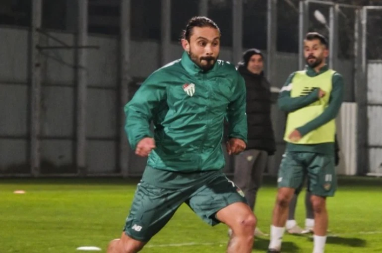 Bursaspor devre arası çalışmalarını sürdürüyor 