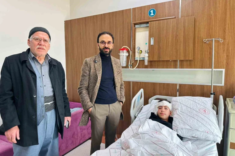 Burun akıntısı şikayetiyle hastaneye gitti, kafa tabanına ulaşan kitle çıktı 