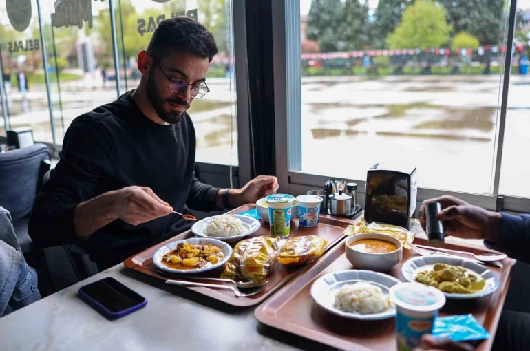 Bütçe dostu ’Kampüs Mutfak’ 2025 yılında öğrencilerin uğrak noktası oldu 