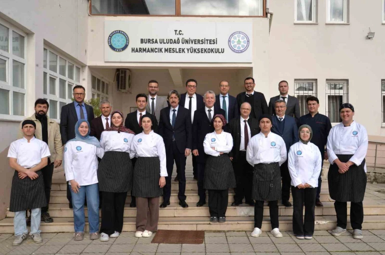 BUÜ yönetiminden Keles ve Harmancık ziyareti