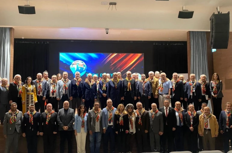 BUÜ’lü akademisyene ’Türk Dünyası Bilim Ödülü’ 