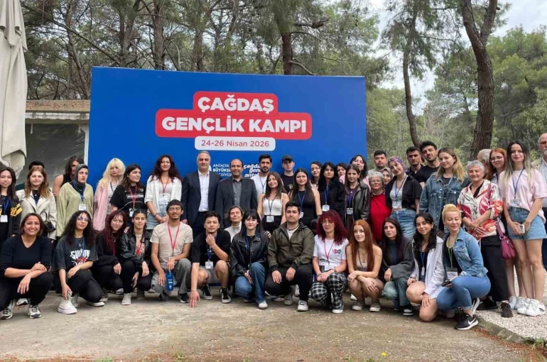 Büyükşehir’den Çağdaş Gençlik Kampı 