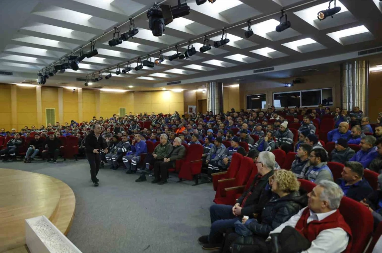 Büyükşehir’den ilaçlama personeline biyosidal ürün kullanımı eğitimi 