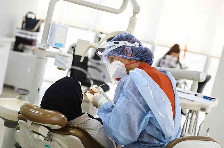 Büyükşehir’in Ağız ve Diş Sağlığı Polikliniği’nde 2025’te 7 bin vatandaşa hizmet verildi 