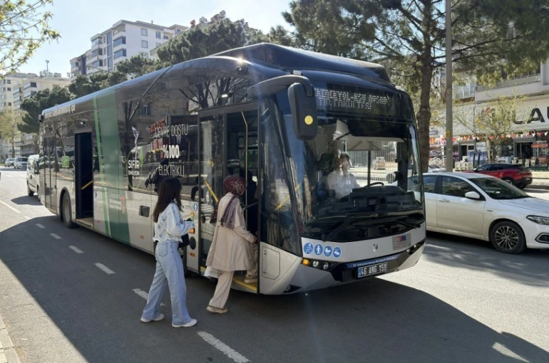 Büyükşehir’in elektrikli otobüsleri hizmete başladı