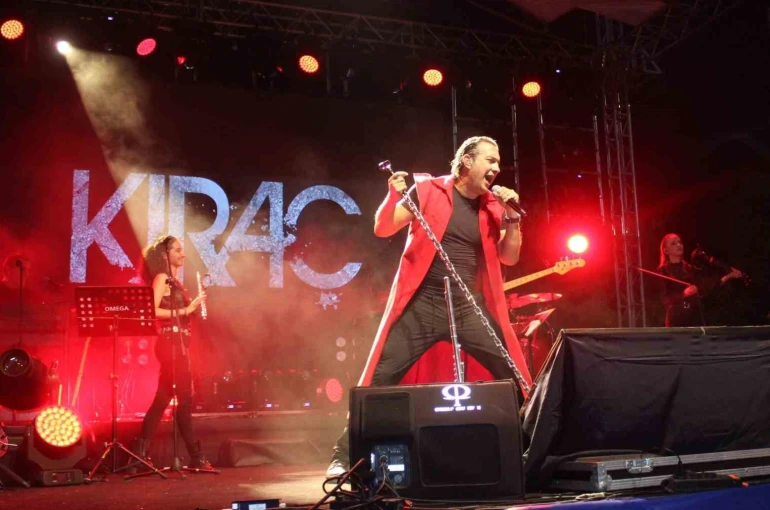 Büyükşehir’in ’kurtuluş etkinlikleri’ Sultanhisarlıları coşturdu 