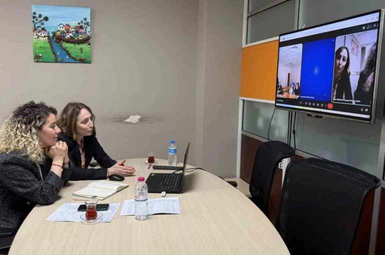 Büyükşehirin sosyal hizmet modeli akademiye taşındı 