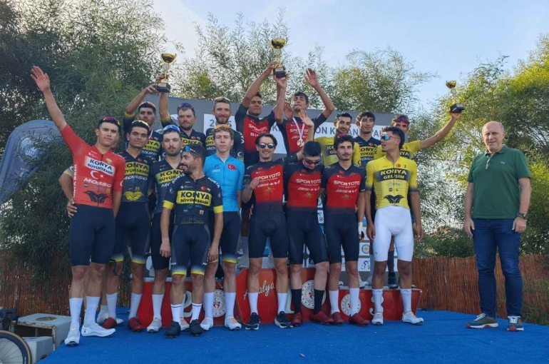 Büyükşehirli Pedallar Sezonu 7 Madalya İle Noktaladı