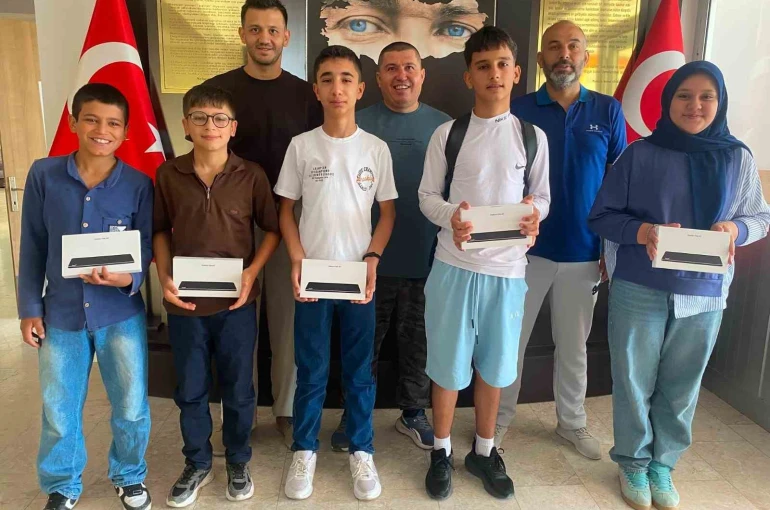 Çameli’de başarılı öğrenciler ödüllerle uğurlandı