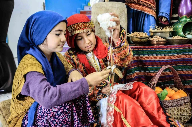 Çamelili minik öğrenciler Yöresel Kültür Şöleninde yöresel kültürlerini öğrendi 