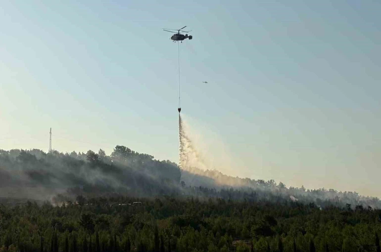 Çanakkale Valiliği açıkladı: Yerleşim yerlerini tehdit eden bir durum yok