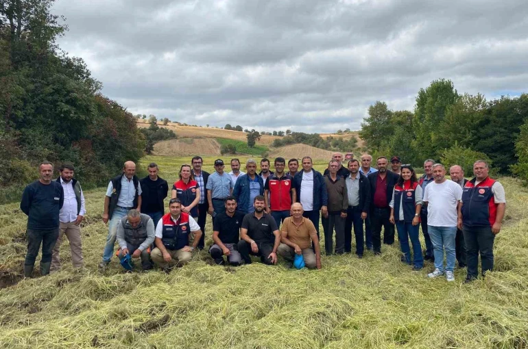 Çanakkale’de çeltikte damlama sulamayı incelediler 