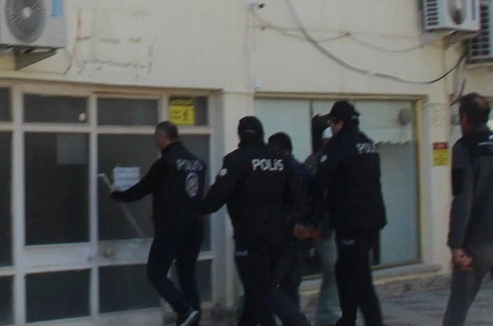 Çanakkale’de tartıştığı eşini av tüfeğiyle öldüren adam tutuklandı 