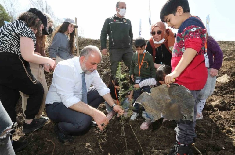 Canik’te fidanlar toprakla buluştu 