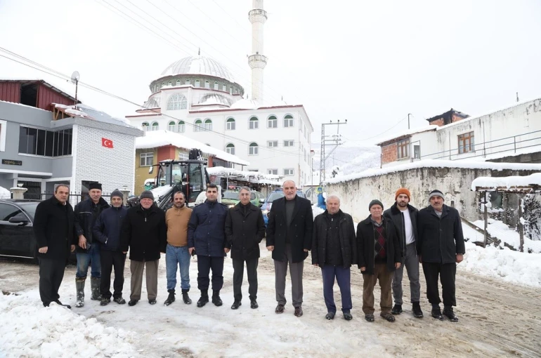 Canik’te kar mesaisi: Kaymakam Aydın ve Başkan Sandıkçı sahada 