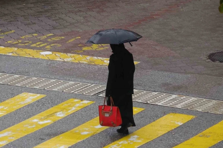 Çankırı için gök gürültülü sağanak yağış uyarısı