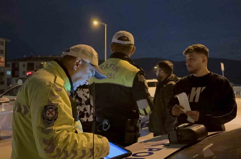 Çankırı’da araçta ses sistemi bulunduran sürücüye ceza yağdı 
