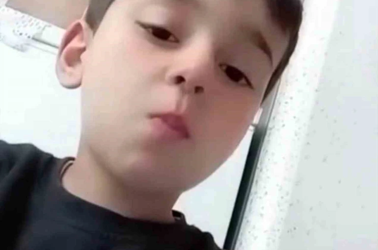 Çatak’ta göçük altından kurtarılan 6 yaşındaki Muhammed yaşam savaşını kaybetti