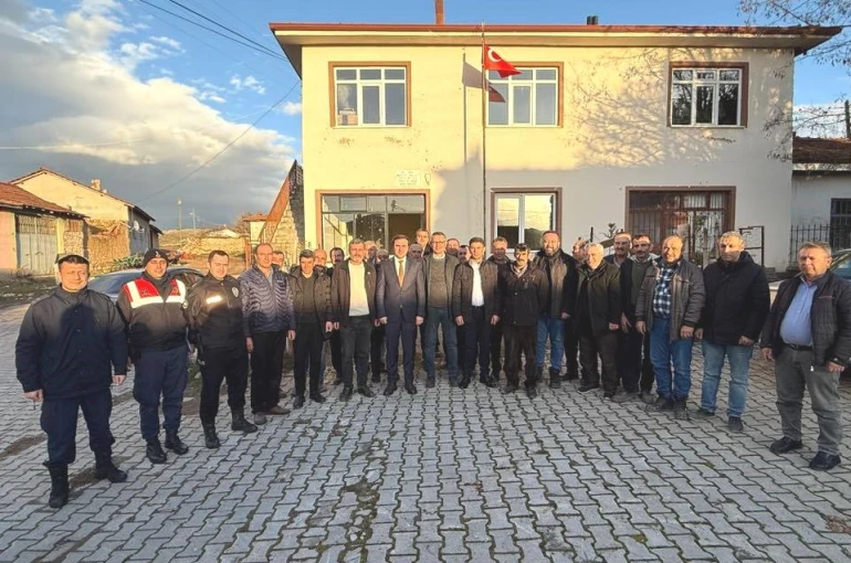 Çavdarhisar Kaymakamı Murat Ak muhtarlarla bir araya geldi