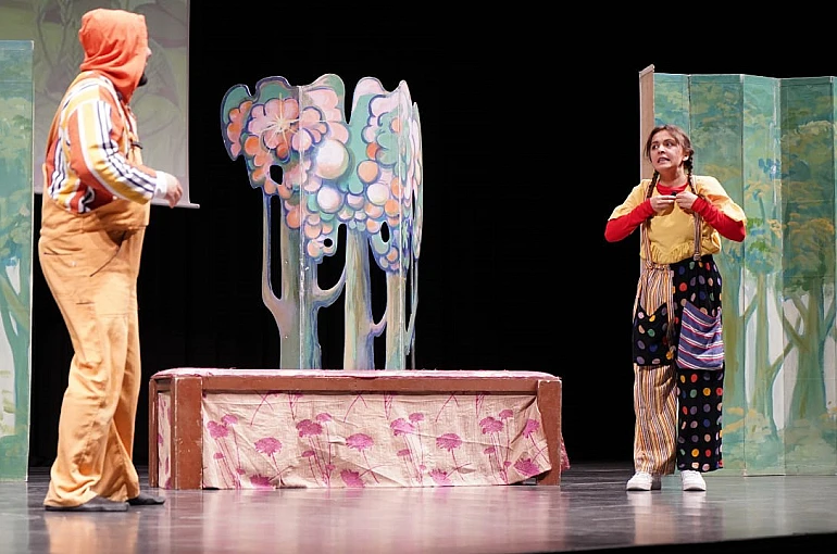 Çayırova’da çocuklar ara tatili tiyatroyla değerlendiriyor 