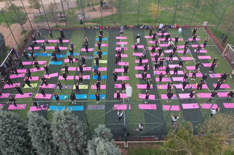 Çayırova’da ev hanımları "Matını Al Gel" etkinliğinde buluştu 