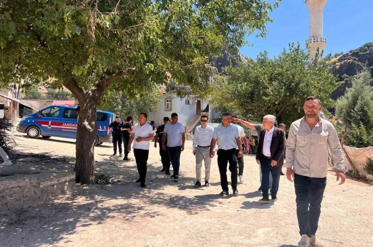 Çermik kaymakamı yol yapım çalışmalarını denetledi 