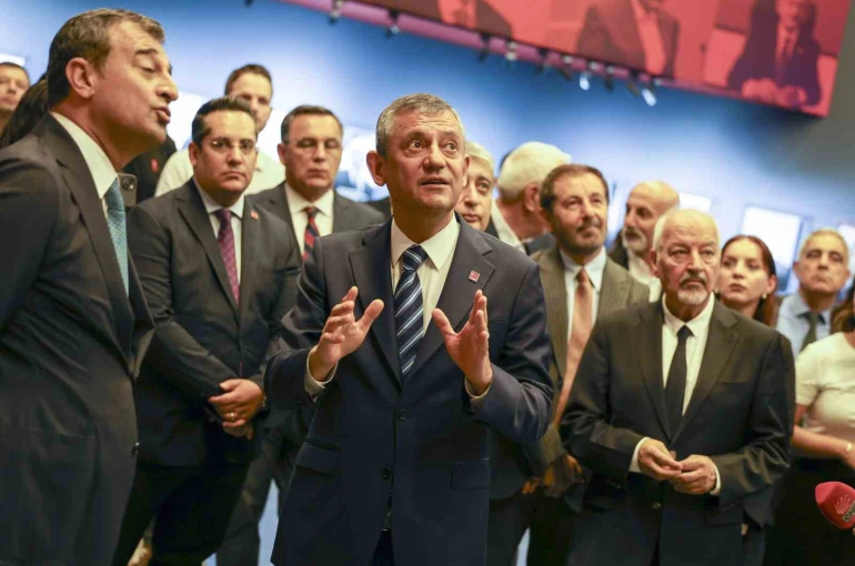 CHP Genel Başkanı Özel: "4- 9 Eylül tarihleri arası CHP’nin kuruluş haftası olarak kutlanacak"